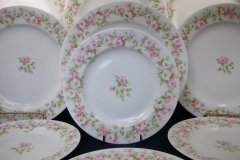 HAVILAND ROSE GARLAND- SALAD PLATE  7 3/4"    .....   https://www.jaapiesfinechinastore.com