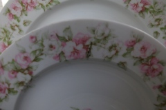 HAVILAND ROSE GARLAND- SALAD PLATE  7 3/4"    .....   https://www.jaapiesfinechinastore.com