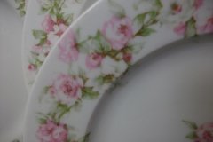 HAVILAND ROSE GARLAND- SALAD PLATE  7 3/4"    .....   http://jaapiesfinechinastore.com