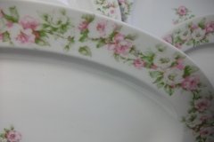 HAVILAND ROSE GARLAND-   SERVING PLATTER  16  1/4"   ..... http://jaapiesfinechinastore.com