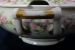 HAVILAND ROSE GARLAND-   SOUP TUREEN   ..... http://jaapiesfinechinastore.com