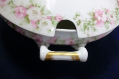 HAVILAND ROSE GARLAND-   SOUP TUREEN   ..... https://www.jaapiesfinechinastore.com