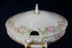 HAVILAND ROSE GARLAND-   SOUP TUREEN   ..... https://www.jaapiesfinechinastore.com