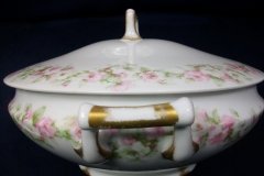 HAVILAND ROSE GARLAND-   SOUP TUREEN   ..... http://jaapiesfinechinastore.com