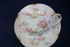 HAVILAND SCATTERED ROSES SCH 39F- CUP & SAUCER   ..... http://jaapiesfinechinastore.com