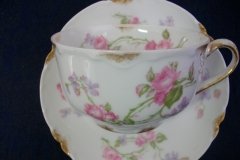 HAVILAND SCATTERED ROSES SCH 39F- CUP & SAUCER   ..... http://jaapiesfinechinastore.com