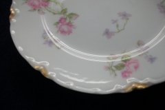 HAVILAND SCATTERED ROSES SCH 39F- BREAD & BUTTER PLATE  6 1/8"  ..... http://jaapiesfinechinastore.com