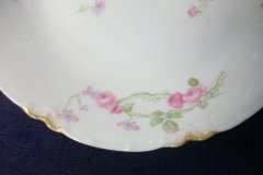 HAVILAND SCATTERED ROSES SCH 39F- COUPE SOUP  BOWL  7 3/8"  ..... http://jaapiesfinechinastore.com