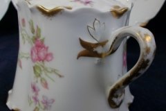 HAVILAND SCATTERED ROSES SCH 39F- COVERED SUGAR BOWL  ..... http://jaapiesfinechinastore.com