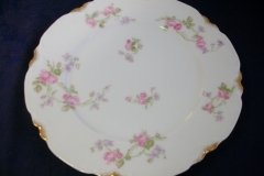 HAVILAND SCATTERED ROSES SCH 39F- DINNER PLATE  9  5/8""  ..... http://jaapiesfinechinastore.com