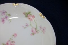 HAVILAND SCATTERED ROSES SCH 39F- FRUIT DESSERT  BOWL  5"  ..... http://jaapiesfinechinastore.com