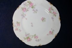 HAVILAND SCATTERED ROSES SCH 39F- LUNCH PLATE  8 5/8""  ..... http://jaapiesfinechinastore.com