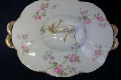 HAVILAND SCATTERED ROSES SCH 39F-OVAL COVERED SERVING BOWL  ..... http://jaapiesfinechinastore.com