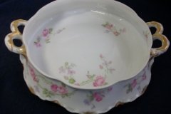 HAVILAND SCATTERED ROSES SCH 39F- ROUND COVERED SERVING BOWL  ..... http://jaapiesfinechinastore.com