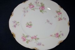 HAVILAND SCATTERED ROSES SCH 39F- SALAD PLATE  7 1/2"  ..... http://jaapiesfinechinastore.com