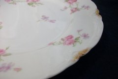 HAVILAND SCATTERED ROSES SCH 39F- SALAD PLATE  7 1/2"  ..... http://jaapiesfinechinastore.com