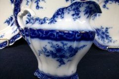 HENRY ALCOCK TOURAINE-  CREAMER  14oz    .....   http://jaapiesfinechinastore.com