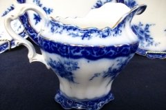 HENRY ALCOCK TOURAINE-  CREAMER  14oz    .....   http://jaapiesfinechinastore.com