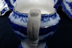 HENRY ALCOCK TOURAINE-  CREAMER  14oz    .....   http://jaapiesfinechinastore.com