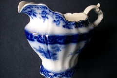 HENRY ALCOCK TOURAINE-  CREAMER  14oz    .....   https://www.jaapiesfinechinastore.com