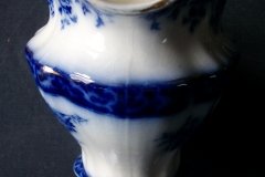 HENRY ALCOCK TOURAINE-  CREAMER  14oz    .....   http://jaapiesfinechinastore.com