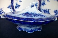 HENRY ALCOCK TOURAINE- OVAL COVERED SERVING BOWL  #2    .....   http://jaapiesfinechinastore.com