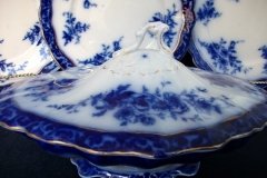 HENRY ALCOCK TOURAINE- OVAL COVERED SERVING BOWL  #2    .....   http://jaapiesfinechinastore.com