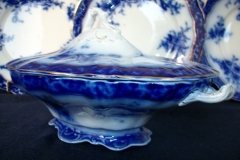 HENRY ALCOCK TOURAINE- OVAL COVERED SERVING BOWL  #2    .....   https://www.jaapiesfinechinastore.com