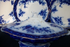 HENRY ALCOCK TOURAINE- OVAL COVERED SERVING BOWL  #2    .....   https://www.jaapiesfinechinastore.com