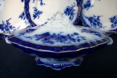 HENRY ALCOCK TOURAINE- OVAL COVERED SERVING BOWL  #3    .....   http://jaapiesfinechinastore.com