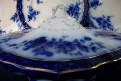 HENRY ALCOCK TOURAINE- OVAL COVERED SERVING BOWL  #3    .....   http://jaapiesfinechinastore.com