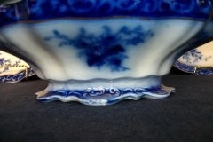 HENRY ALCOCK TOURAINE- OVAL COVERED SERVING BOWL  #3    .....   http://jaapiesfinechinastore.com