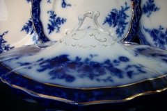 HENRY ALCOCK TOURAINE- OVAL COVERED SERVING BOWL  #3    .....   http://jaapiesfinechinastore.com