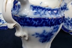 HENRY ALCOCK TOURAINE-  PITCHER 64oz    .....   http://jaapiesfinechinastore.com