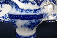 HENRY ALCOCK TOURAINE-  PITCHER 64oz    .....   http://jaapiesfinechinastore.com