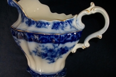 HENRY ALCOCK TOURAINE-  PITCHER 64oz    .....   https://www.jaapiesfinechinastore.com