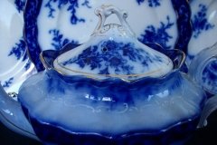 HENRY ALCOCK TOURAINE- TEA POT    .....   http://jaapiesfinechinastore.com