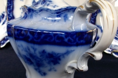 HENRY ALCOCK TOURAINE- TEA POT    .....   https://www.jaapiesfinechinastore.com