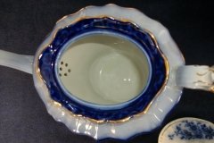 HENRY ALCOCK TOURAINE- TEA POT    .....   http://jaapiesfinechinastore.com