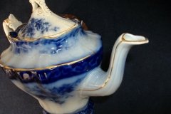HENRY ALCOCK TOURAINE- TEA POT    .....   http://jaapiesfinechinastore.com