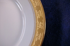 HUTSCHENREUTHER FAVORIT (ENCRUSTED GOLD BAND)-  BREAD & BUTTER PLATE  .....  https://www.jaapiesFineChinaStore.com