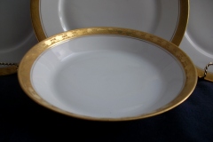 HUTSCHENREUTHER FAVORIT (ENCRUSTED GOLD BAND)-    COUPE SOUP BOWL    ..... https://www.jaapiesFineChinaStore.com