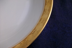 HUTSCHENREUTHER FAVORIT (ENCRUSTED GOLD BAND)-    COUPE SOUP BOWL    ..... https://www.jaapiesFineChinaStore.com