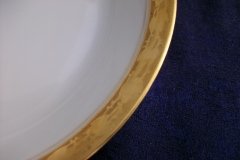 HUTSCHENREUTHER FAVORIT (ENCRUSTED GOLD BAND)-    COUPE SOUP BOWL    ..... https://www.jaapiesFineChinaStore.com