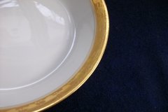 HUTSCHENREUTHER FAVORIT (ENCRUSTED GOLD BAND)-    COUPE SOUP BOWL    ..... https://www.jaapiesFineChinaStore.com