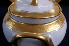 HUTSCHENREUTHER FAVORIT (ENCRUSTED GOLD BAND)-   COVERED SUGAR BOWL    ..... https://www.jaapiesFineChinaStore.com