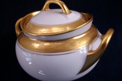 HUTSCHENREUTHER FAVORIT (ENCRUSTED GOLD BAND)-   COVERED SUGAR BOWL    ..... https://www.jaapiesFineChinaStore.com