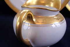 HUTSCHENREUTHER FAVORIT (ENCRUSTED GOLD BAND)-   CREAMER  8oz    ..... https://www.jaapiesFineChinaStore.com