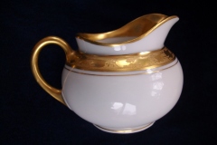 HUTSCHENREUTHER FAVORIT (ENCRUSTED GOLD BAND)-   CREAMER  8oz    ..... https://www.jaapiesFineChinaStore.com