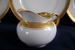 HUTSCHENREUTHER FAVORIT (ENCRUSTED GOLD BAND)-   CREAMER  8oz    ..... https://www.jaapiesFineChinaStore.com